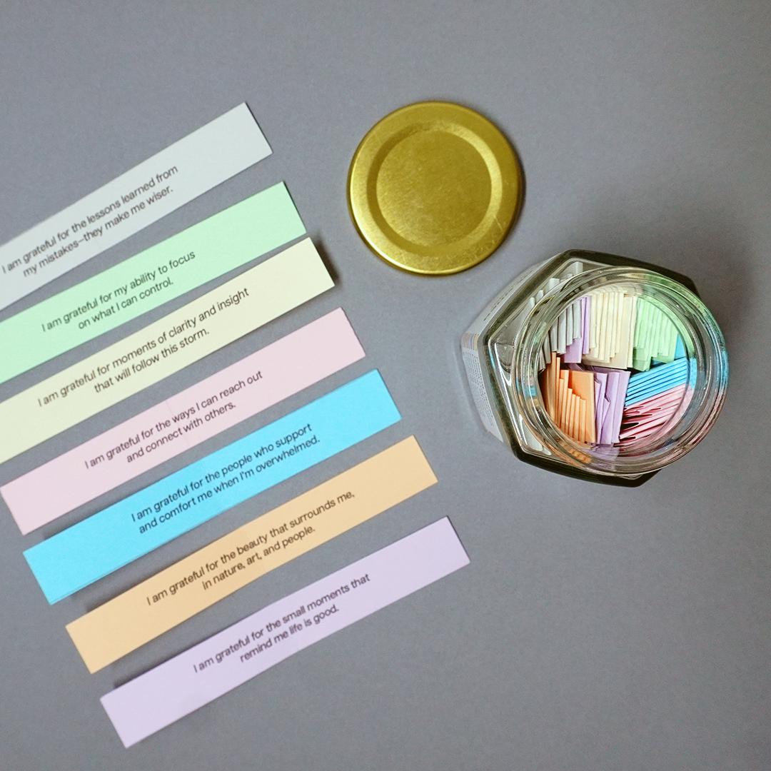 Gratitude Jar 70 Prompts - Transform your mindset and uplift your mood